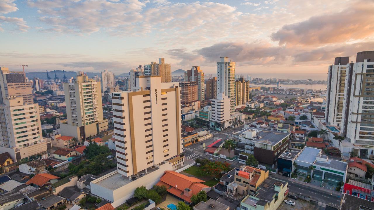 Innovare Slim Hotel - Itajai/Navegantes Exteriör bild