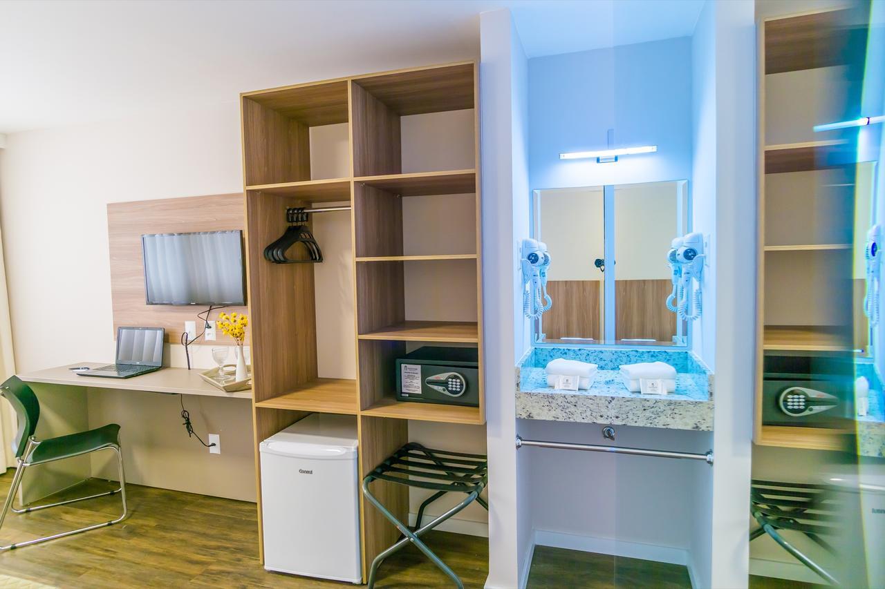 Innovare Slim Hotel - Itajai/Navegantes Exteriör bild